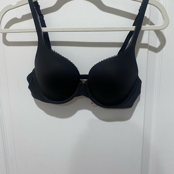 Victoria's Secret Other - Black Women's Bra